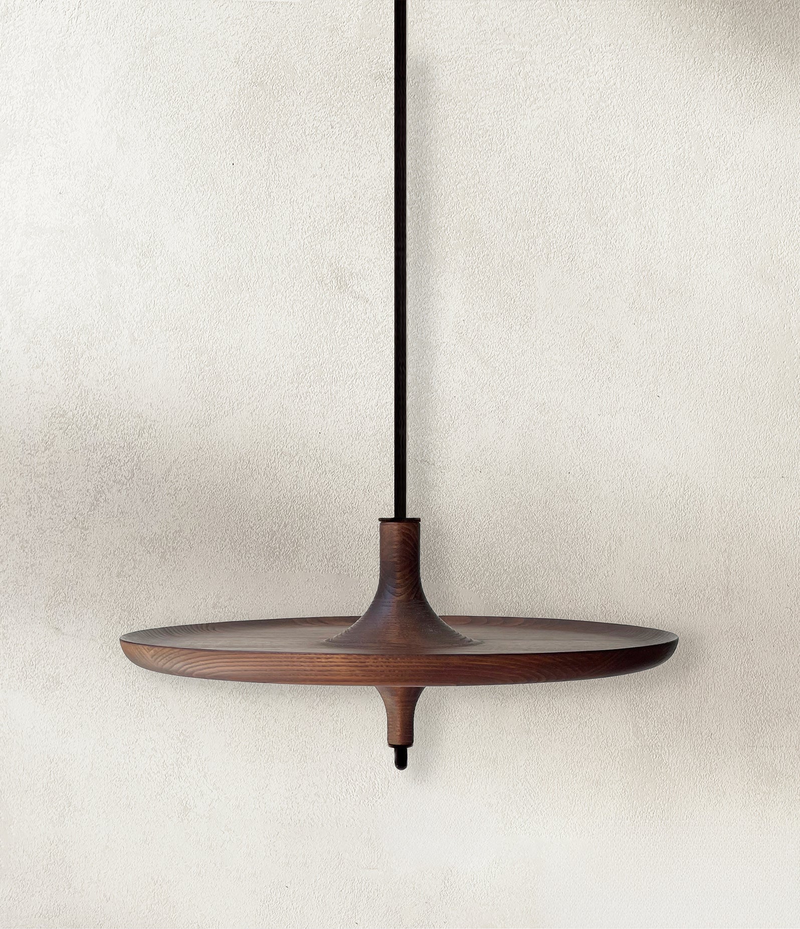 Table suspendue en noyer (taille standard)