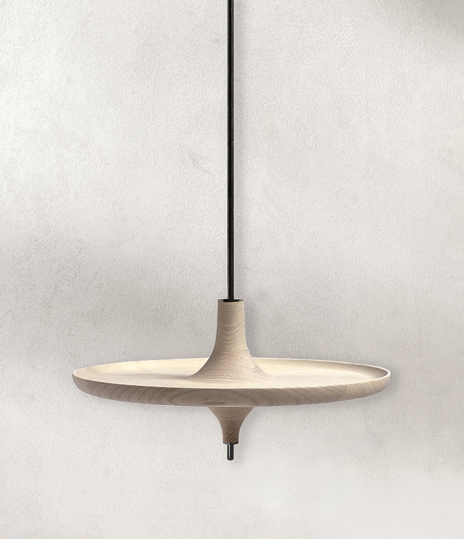 Table suspendue en frêne (taille standard)