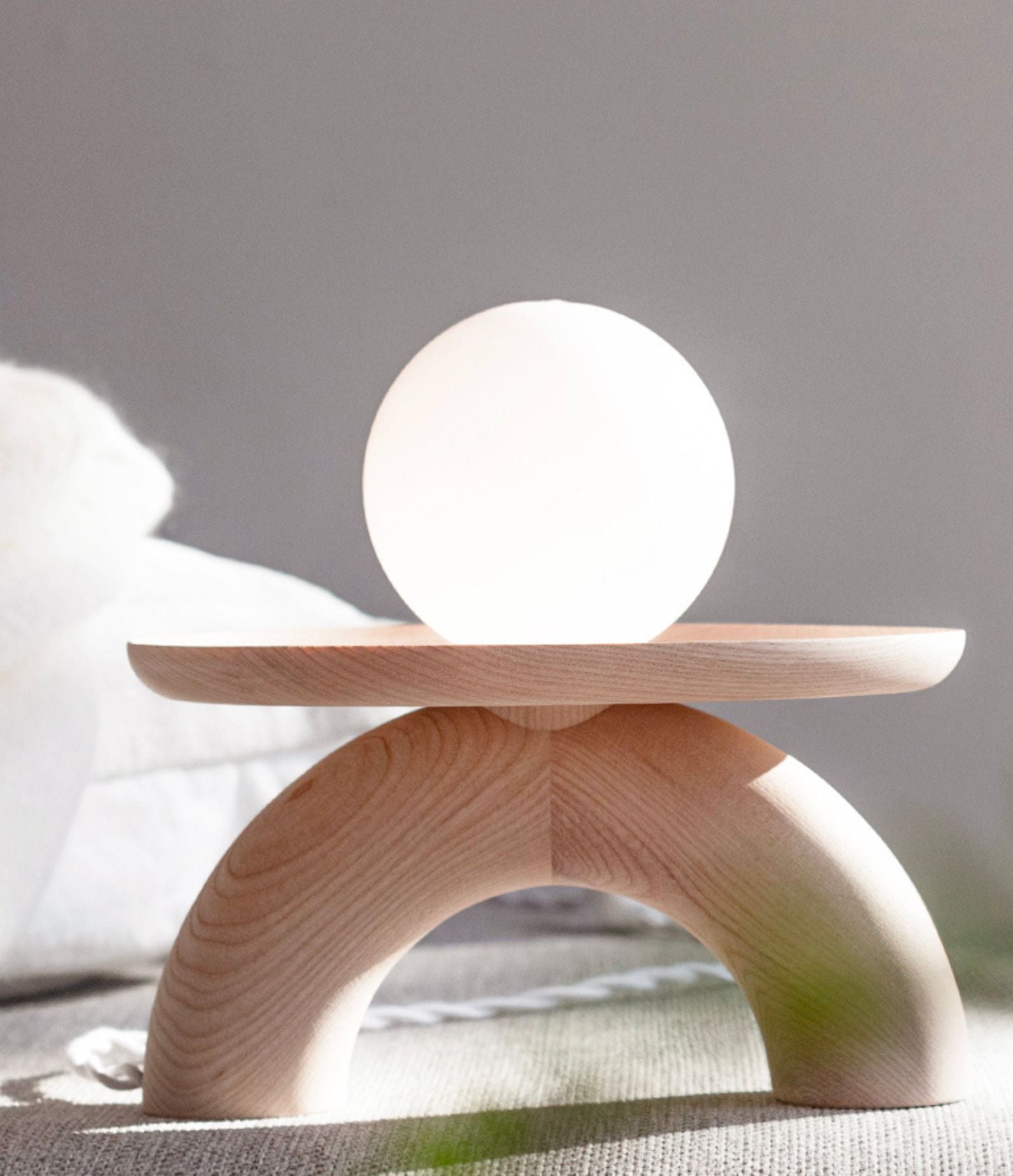 Ash table lamp