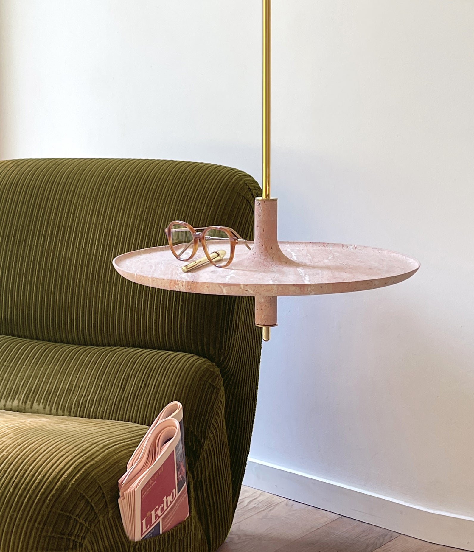 Table suspendue en travertin (taille large)