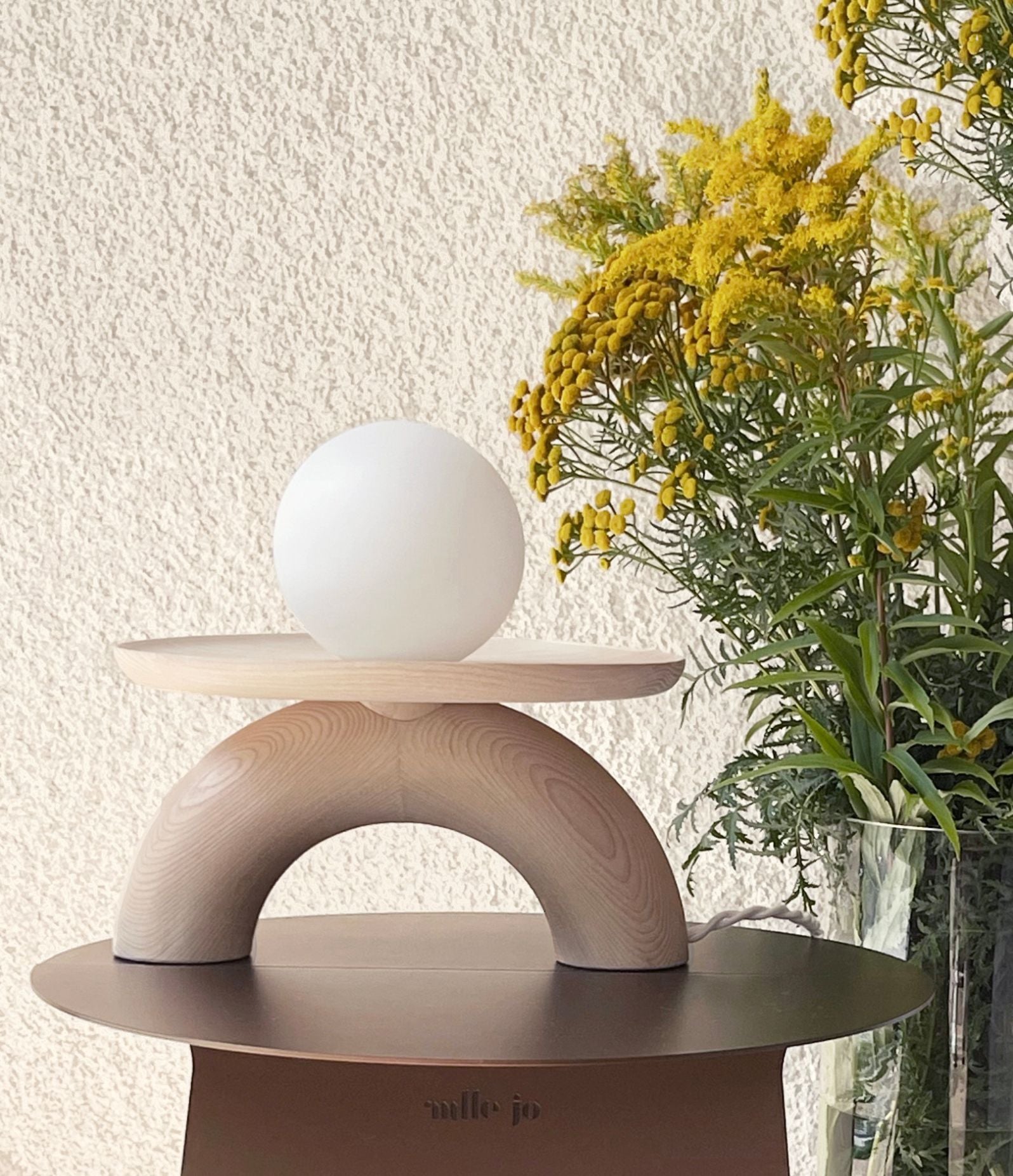 Ash table lamp