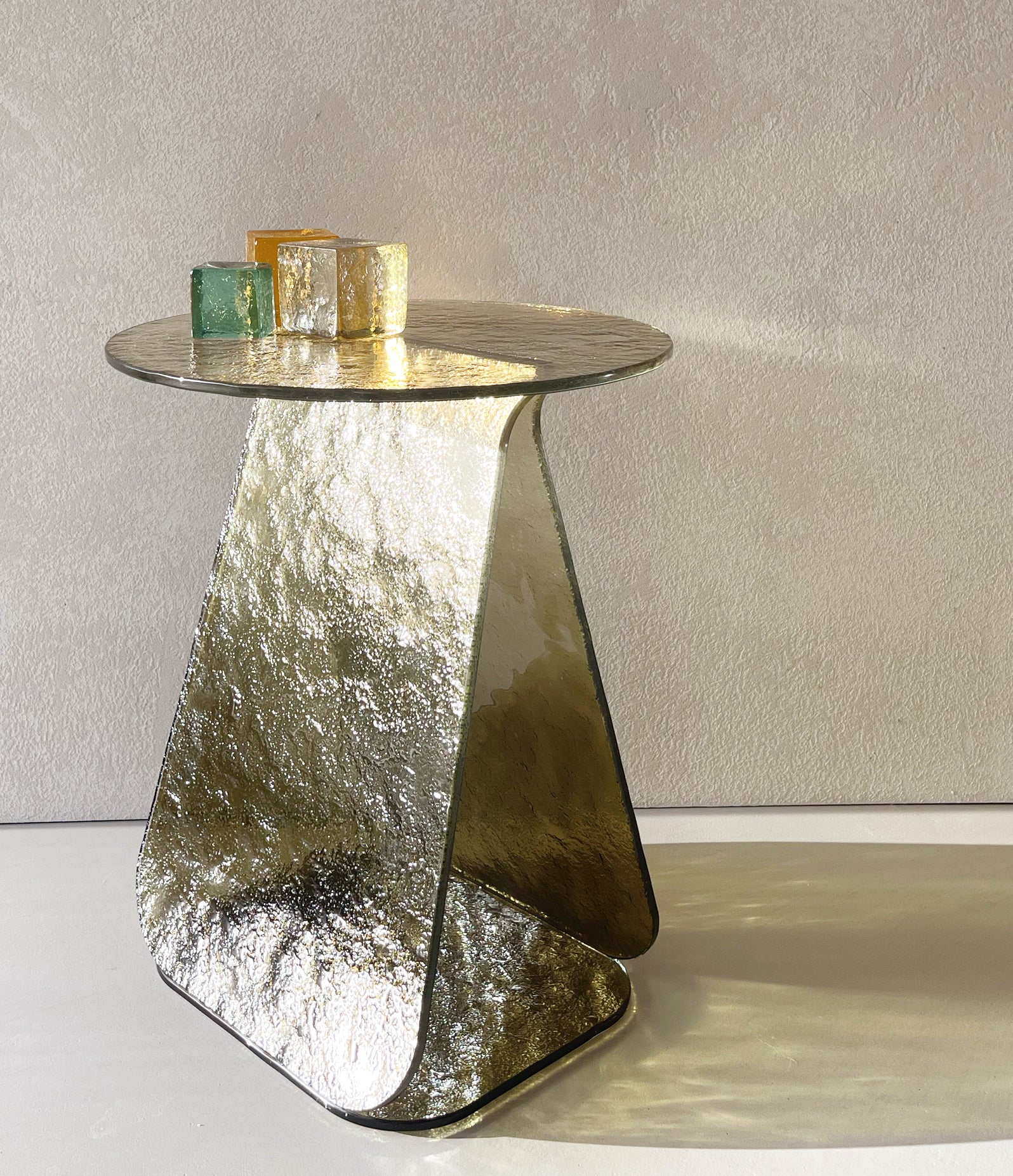 Table d’appoint en verre