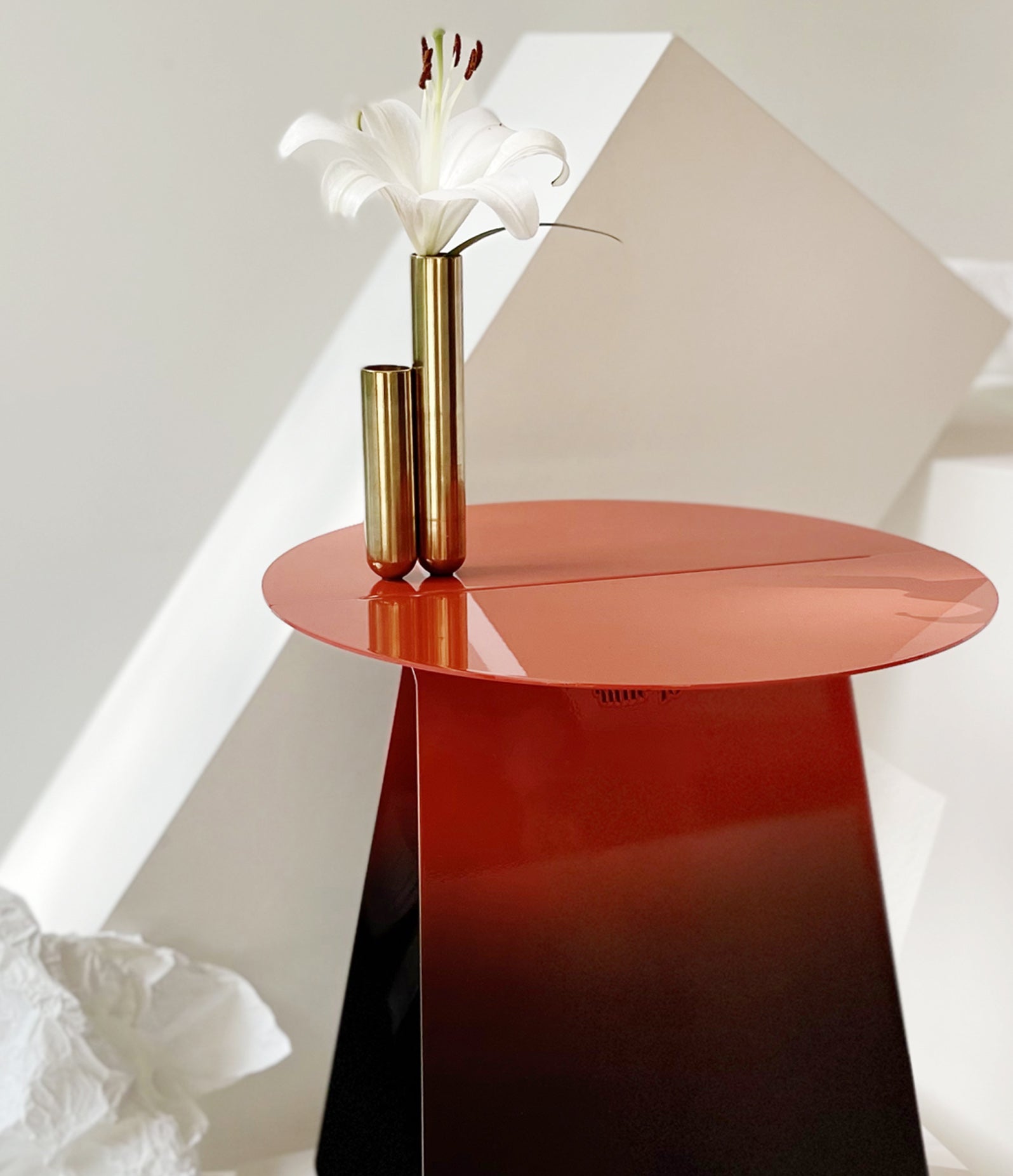 Table d’appoint en métal