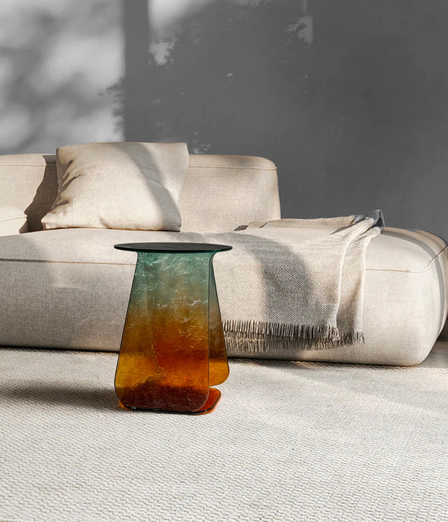 Table d’appoint en verre