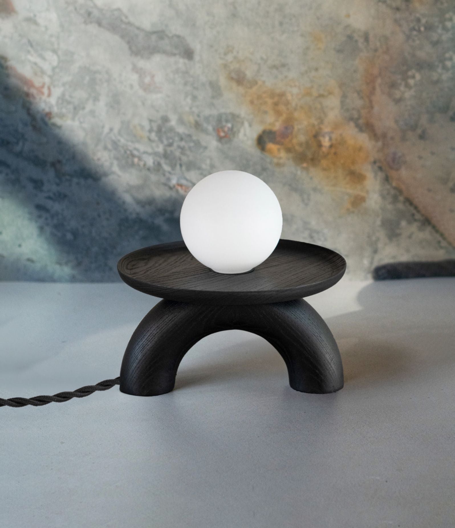 Ash table lamp
